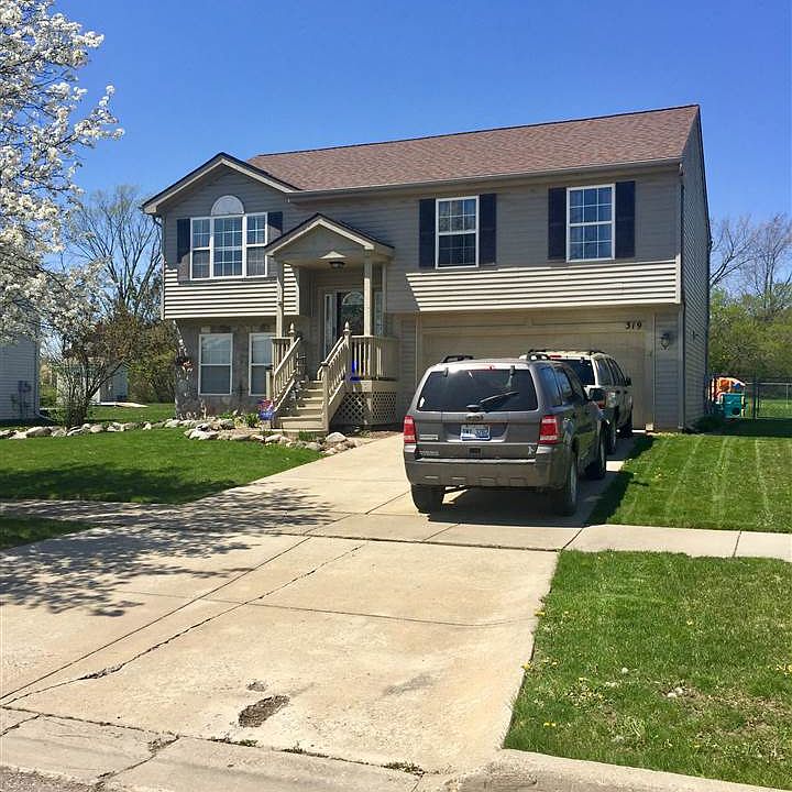 1st image of 319 Andover Woods Dr