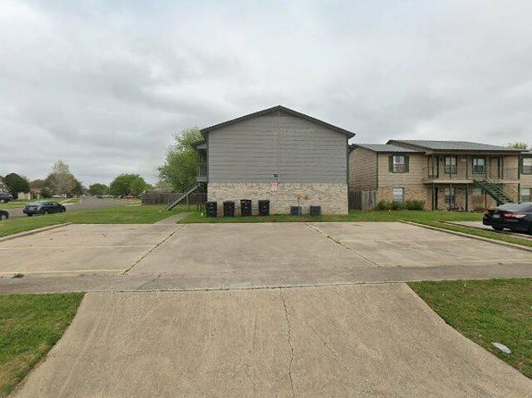 1606 Cedarhill Dr APT A