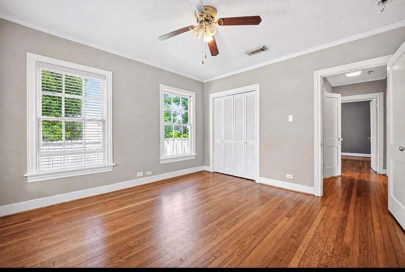 2 bed, 1.0 bath, 1222 sqft, $2,150 — Photo 3