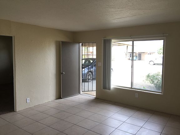 5th image of 43115 Kenya Dr