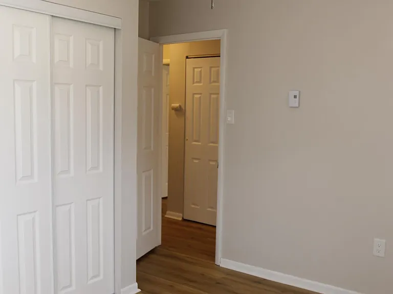 1 Lexington Ct — Photo 30