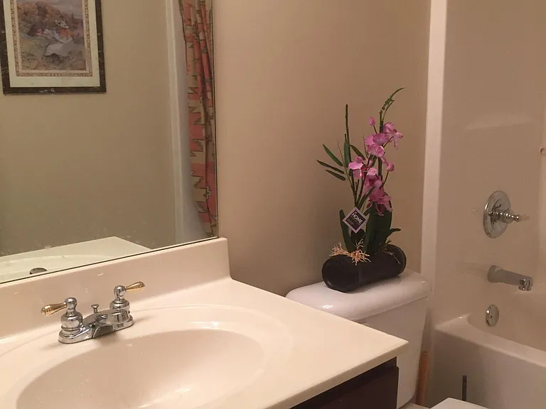 605 Mannington Pl — Photo 32