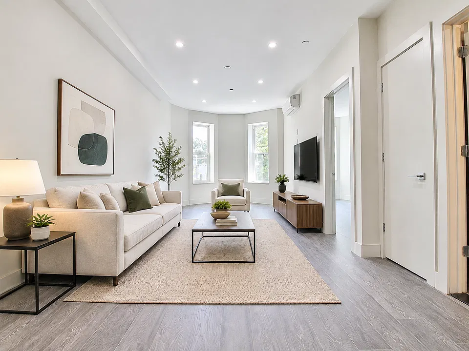 2517 Bedford Ave #2B
