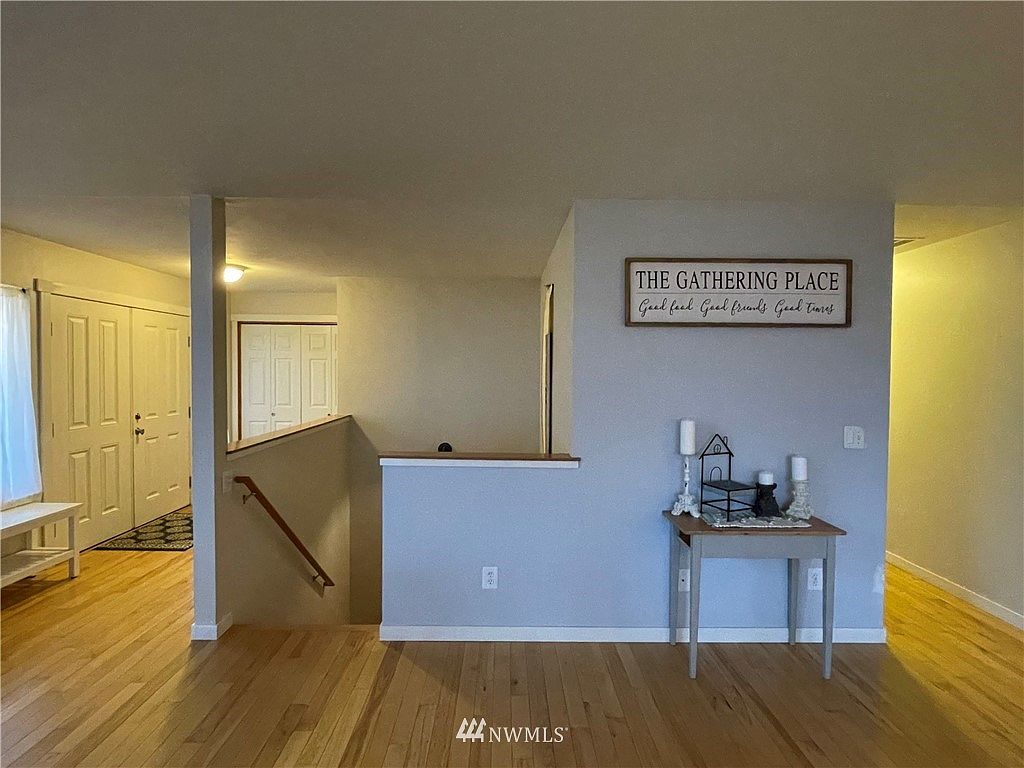 Oak Harbor, WA 98277