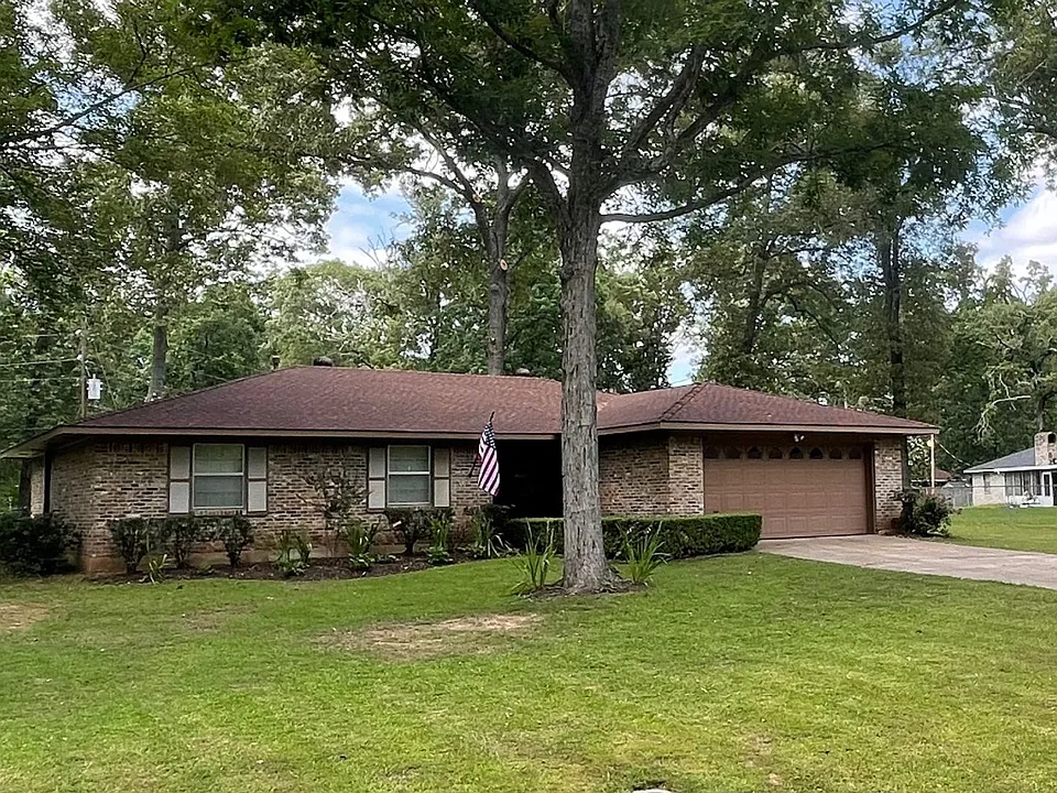 9103 Dogwood Trl