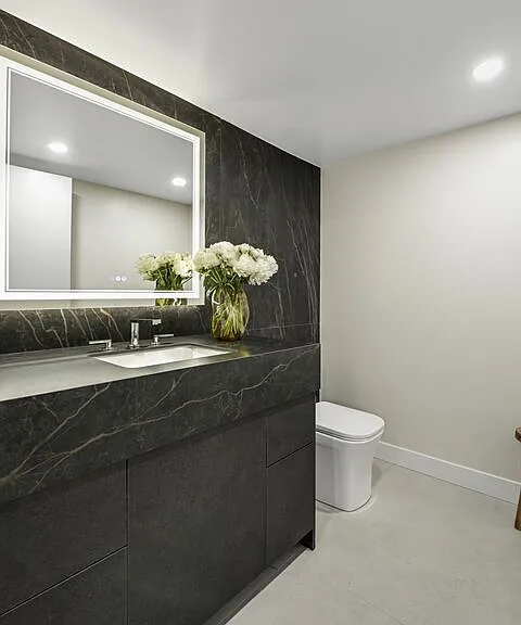 333 N Palm Dr #202 — Photo 6