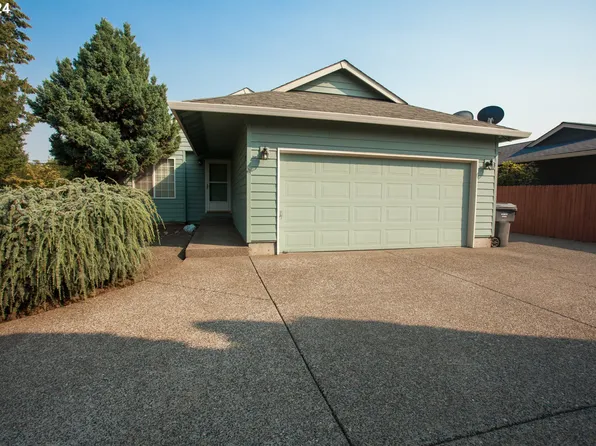 12343 Shenandoah Dr, Oregon City, OR 97045