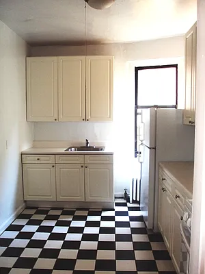 Rented by Goldfarb Properties | media 1