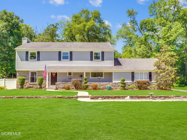 33 Baldwin Avenue, Morganville, NJ 07751