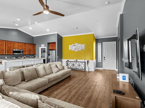 4th image of 8905 Cadbury Dr