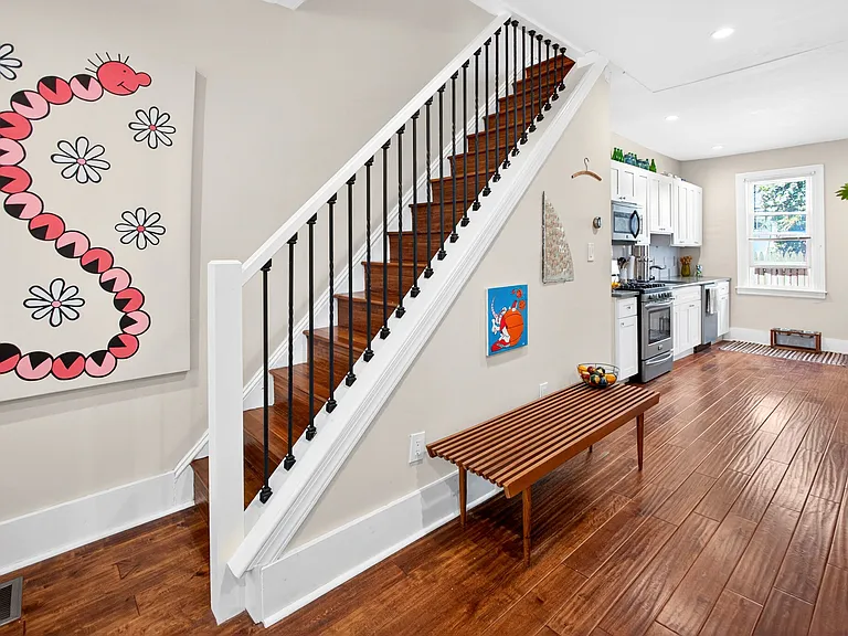 2244 S Hemberger St — Photo 3