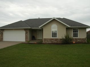 730 S Jester Ave, Springfield, MO 65802