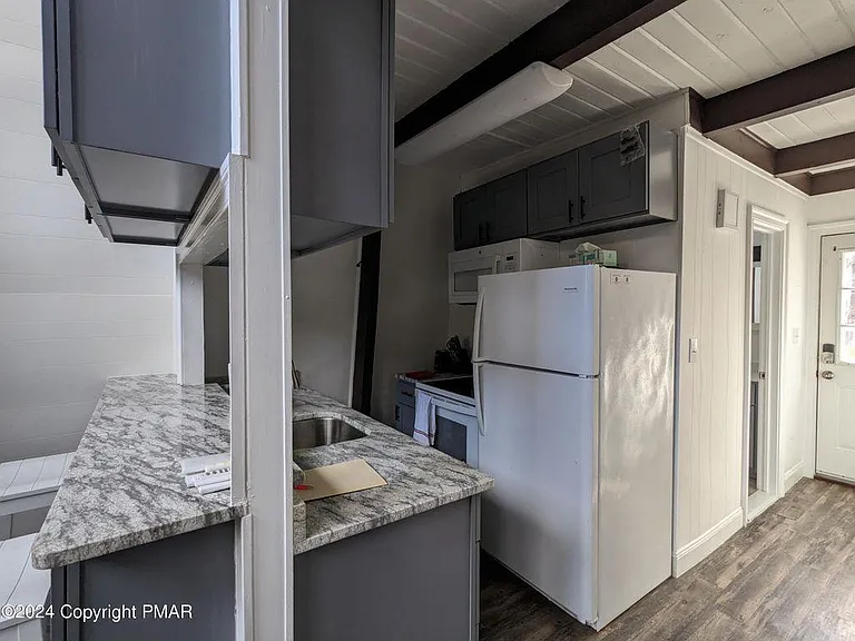 1186 Country Place Dr — Photo 15
