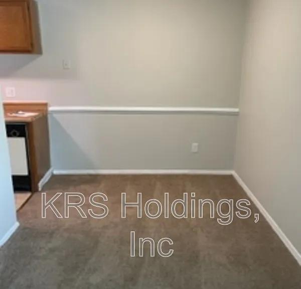 1255 Nelson St #A — Photo 7