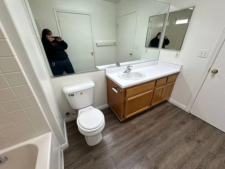 758 Greenwood Meadow Ln — Photo 10