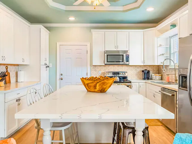 986 Bahama Dr — Photo 12