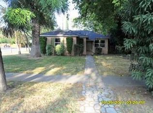 804 J St, Reedley, CA 93654