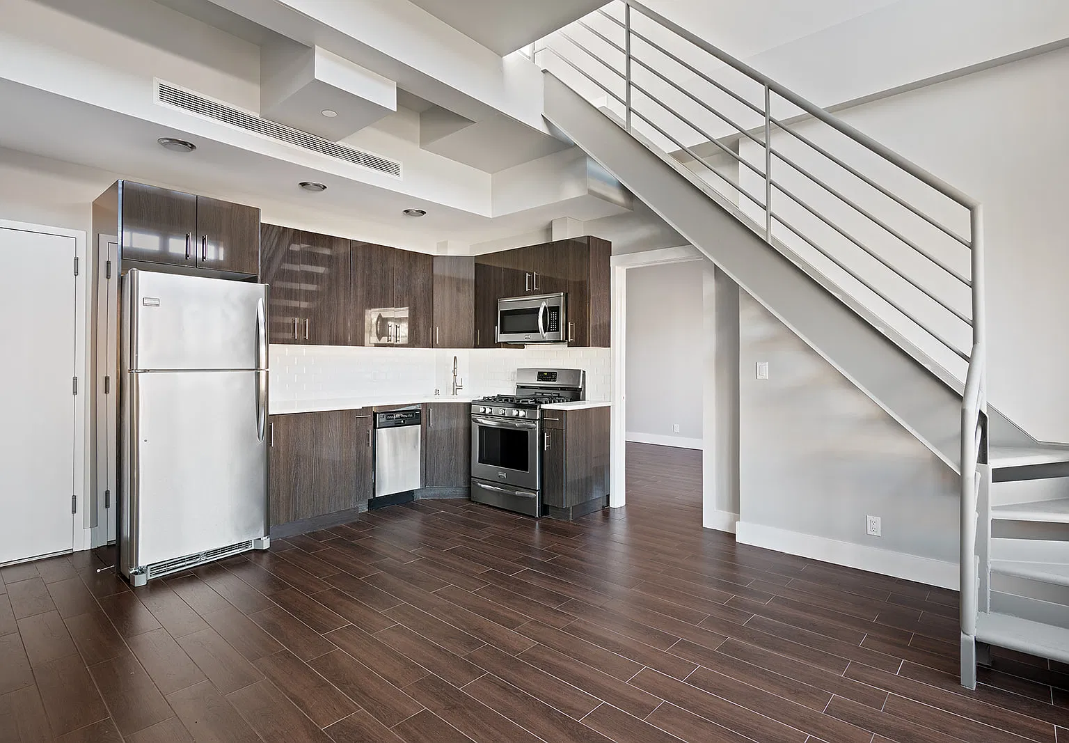 326 Bond Street — Photo 3