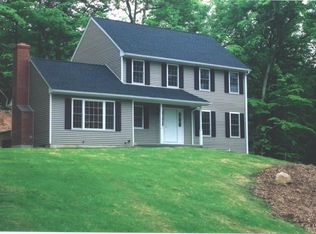 82 Hanover Rd, Newtown, CT 06470