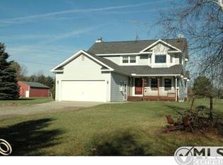 4211 Center Rd, Linden, MI 48451