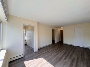 427 4th St SE APT 306, Minneapolis, MN 55414