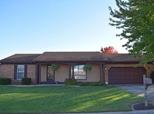 421 Saint Sabre Dr, Belleville, IL