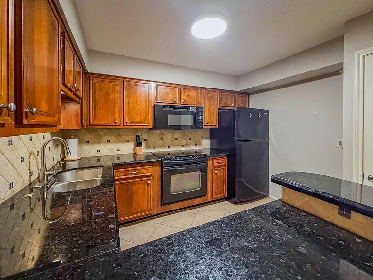 2574 Marilee Ln #23 — Photo 7