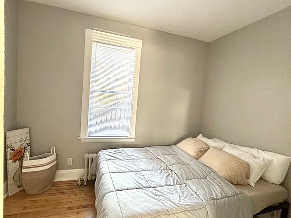 4th image of 1858 W 21st Pl #Ch