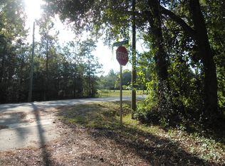 109 Magnolia Ln, Apalachicola, FL 32320