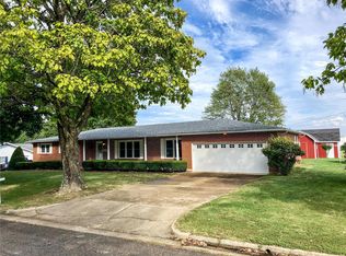 502 N Charles Ave, Saint James, MO 65559