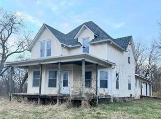 1439 NW Old Highway 36, Hamilton, MO 64644