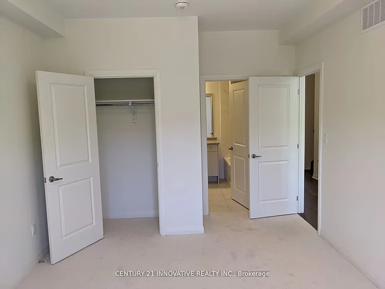 38 Lahey Cres — Photo 3
