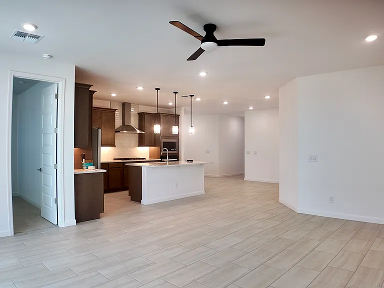 6975 W Pinnacle Vista Dr — Photo 9