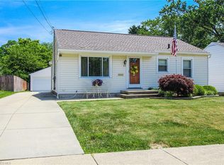 71 Hillman Rd, Akron, OH 44312