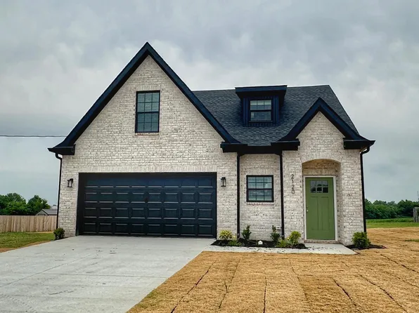 2120 Crowne Hts, Newbern, TN 38059