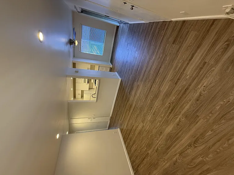 Grande Vista Apartments — Photo 36