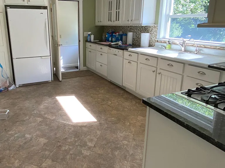 160 North Rd #A — Photo 3