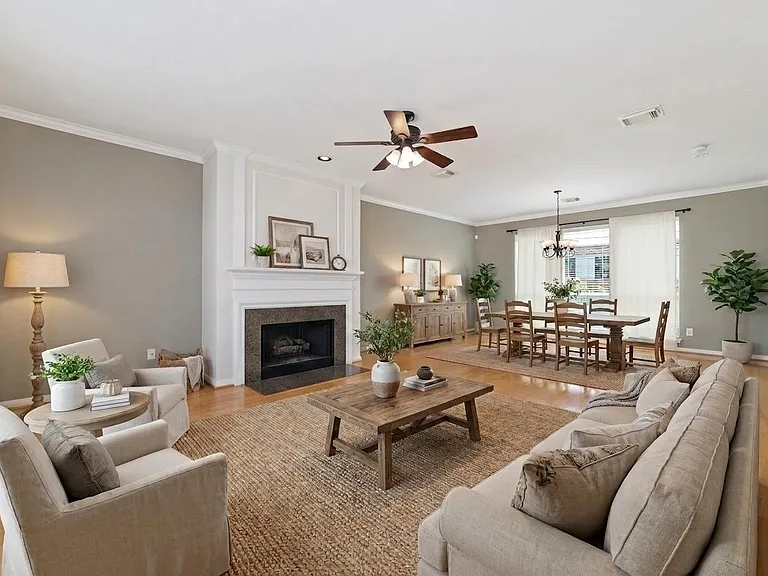 2256 La Branch St — Photo 12