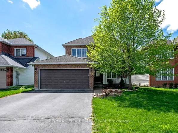 46 Birchfield Ave, Ottawa, ON K2M 2N5