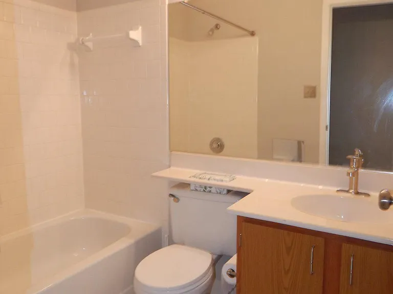 17 Juliet Ln #303 — Photo 20