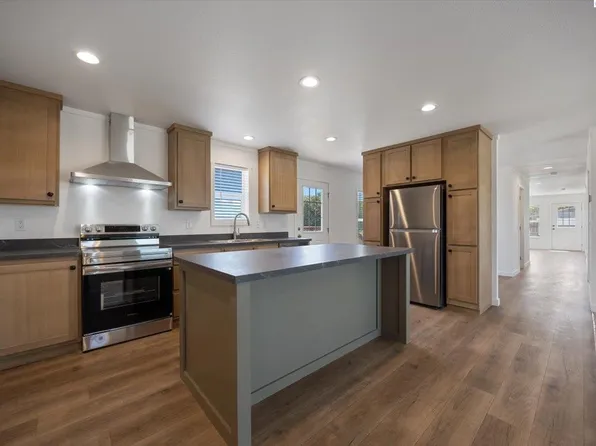 54303 N Thomas Rd, Benton City, WA 99320