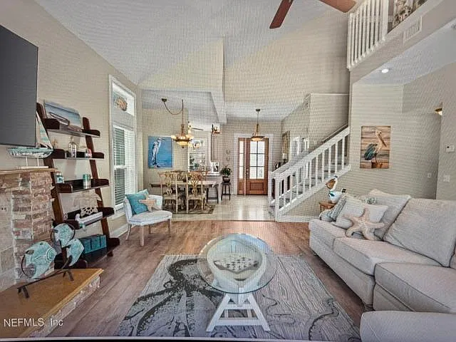 265 Kingston Dr — Photo 19