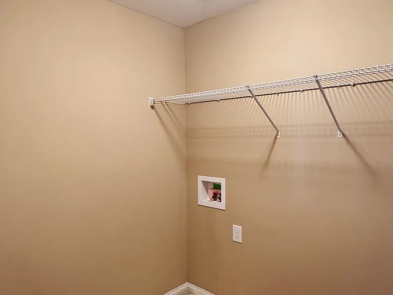 2469 Senseney Dr — Photo 26