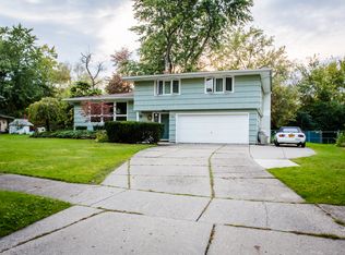 30 Colony Ct, Amherst, NY