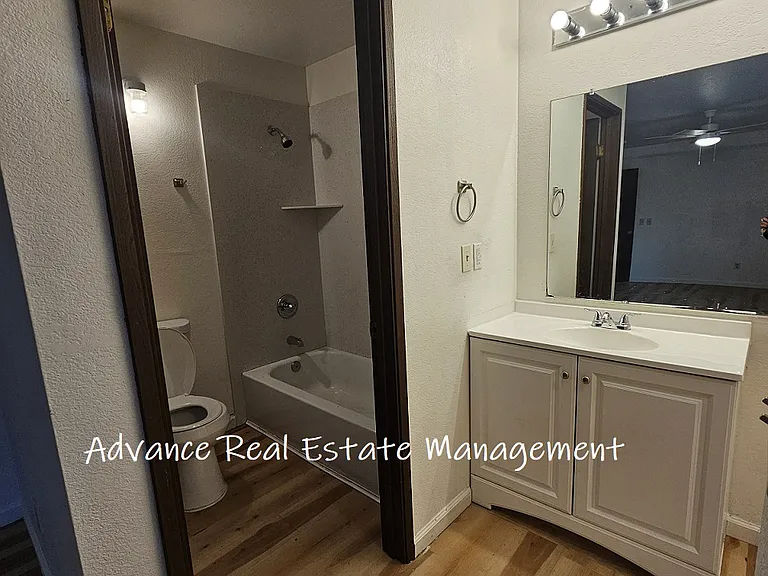5 Eckert Ct — Photo 18