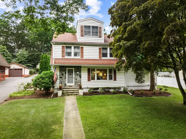 42 Vista Terrace, New Haven, CT 06515