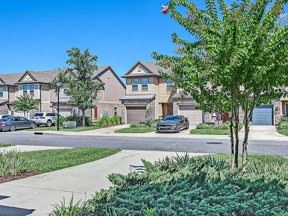 3rd image of 7022 Buroak Ct