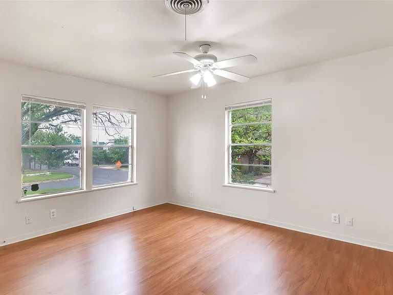 1800 Rhodes Rd — Photo 11