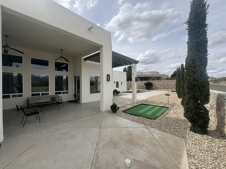4402 La Cienaga Pl — Photo 23