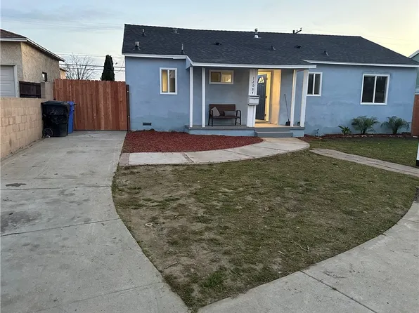 12084 Rose Hedge Dr, Whittier, CA 90606